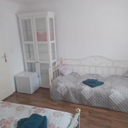 Wildrose Zum Wehrturm 3* Palterndorf-Dobermannsdorf