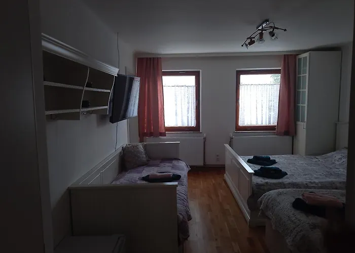 Wildrose Zum Wehrturm 3* Palterndorf-Dobermannsdorf