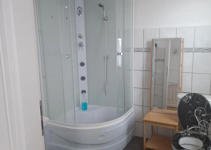 Wildrose Zum Wehrturm 3*